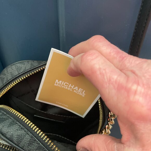 New MICHAEL KORS Jet Set Travel Crossbody Bag - Picture 6 of 8